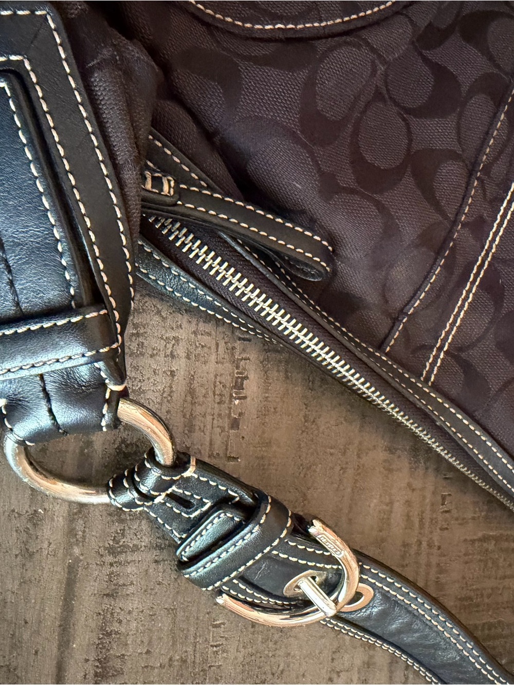 Coach VTG Y2K SoHo Signature Half Moon Hobo Canvas & Black Leather Shoulder Bag - Picture 6 of 11
